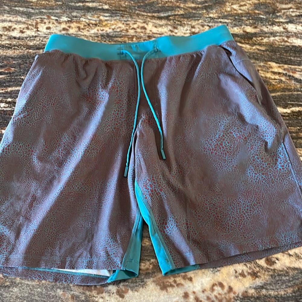 Lulu lemon men’s shoes 9 inch shorts